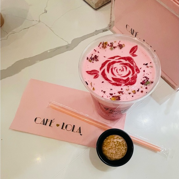 Meet your Posher, Clarisse - Picture 5 of 5